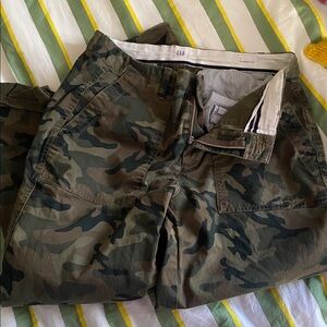 GAP Green Camouflage Pants